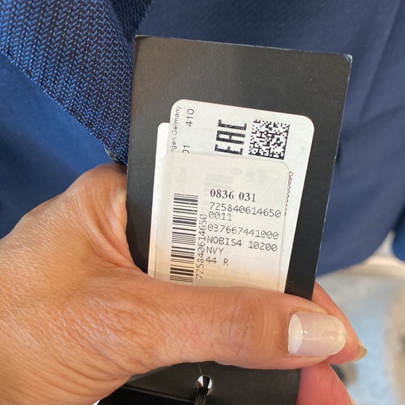 Hugo Boss NWT - Picture 4 of 8